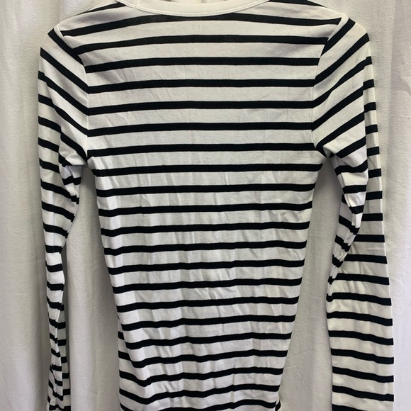 Gap Long Sleeve Striped V Neck - Picture 3 of 4